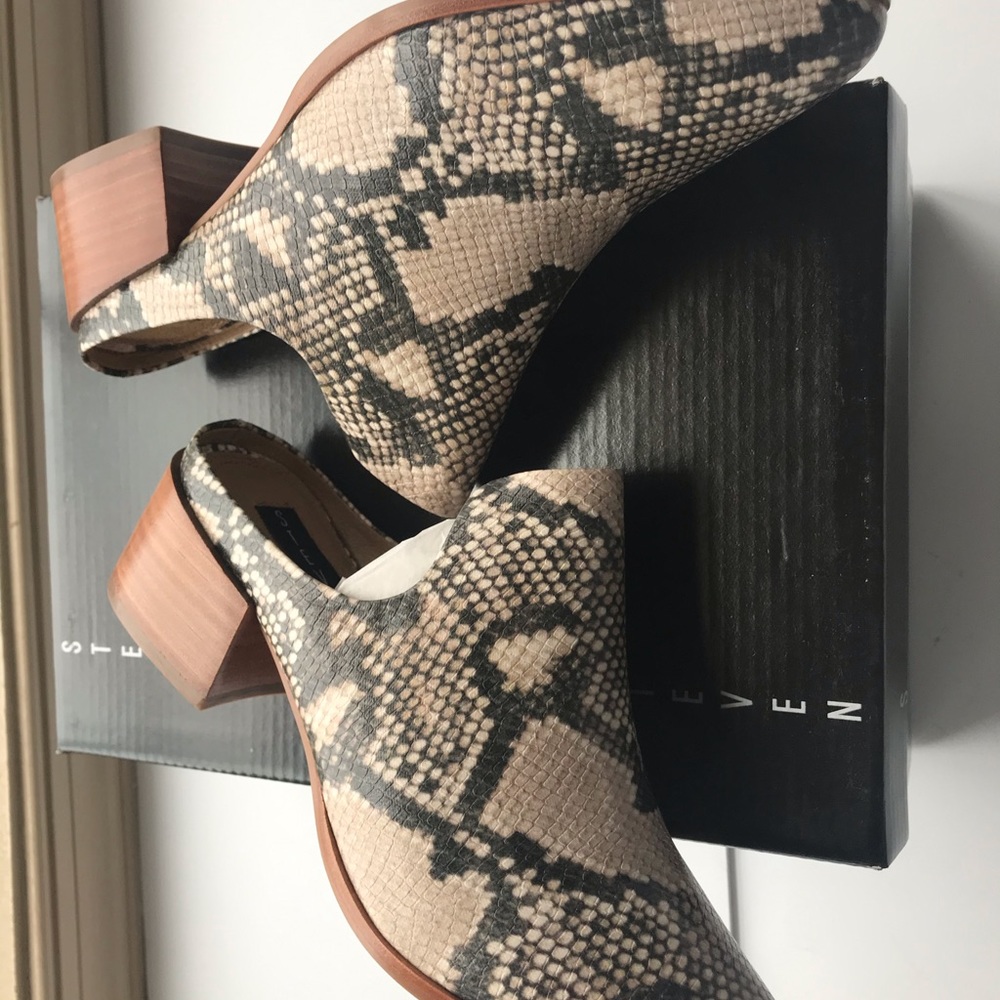 Steven by Steve Madden Dakota Leather Mules